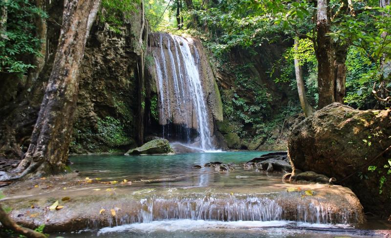 La Ang Khin Waterfall